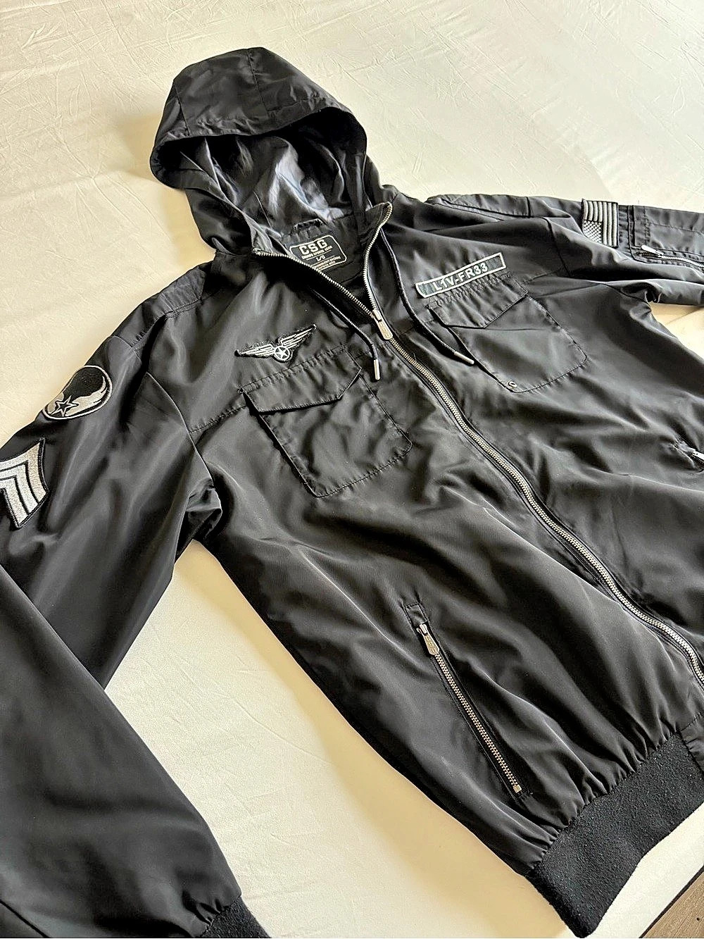 CSG Men’s Large Black Hooded Windbreaker